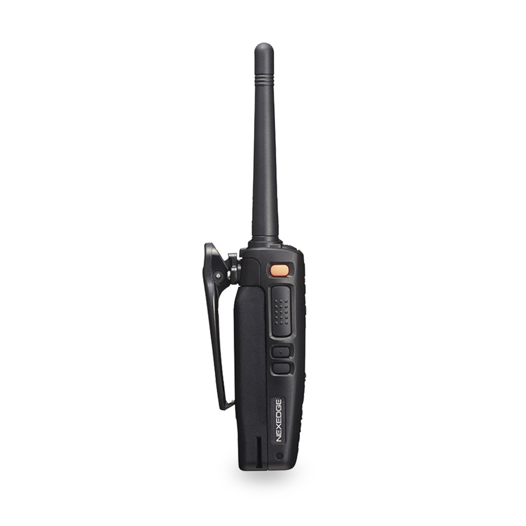 Radio KENWOOD NX-3300 Digital UHF 400-520 MHz con pantalla y teclado completo